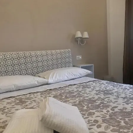 Bed & Breakfast I Due Teatri Neapel